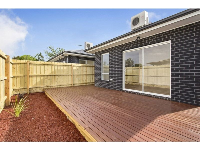 3 & 4/8 Ogden Street, Glenroy VIC 3046