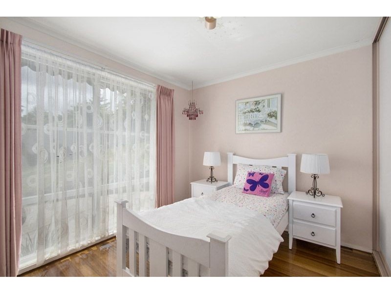 10 Rose Court, Jacana VIC 3047