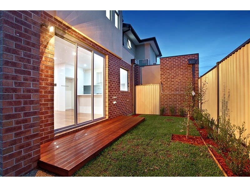 2/66 Everard Street, Glenroy VIC 3046
