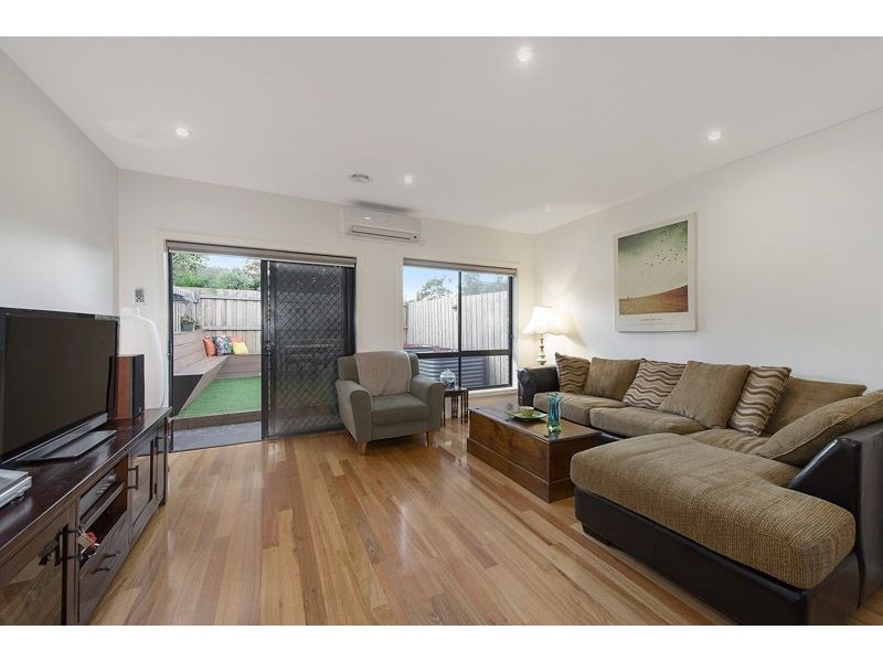 6/18 Josephine Street, Oak Park VIC 3046