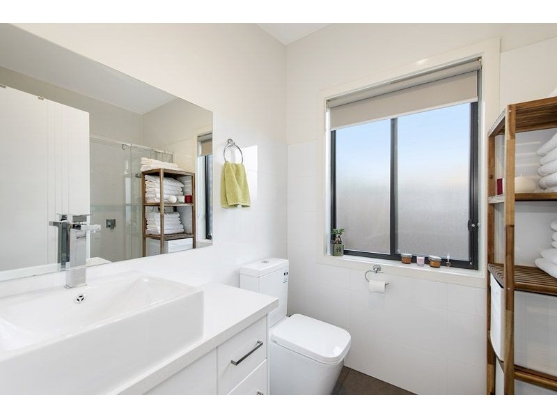 6/18 Josephine Street, Oak Park VIC 3046