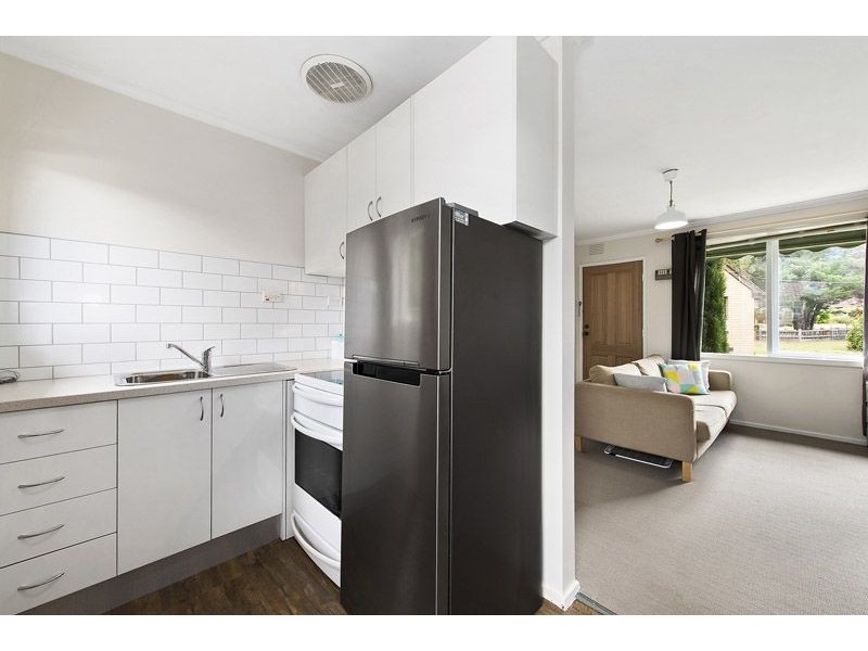 12/9-11 Chris Court, Oak Park VIC 3046