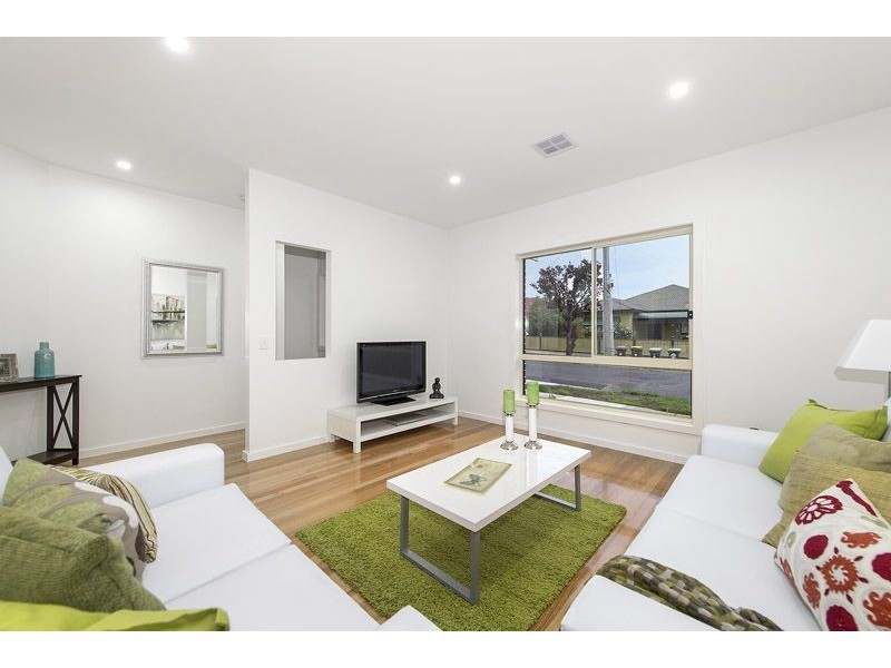 1B Lockley Street, Hadfield VIC 3046