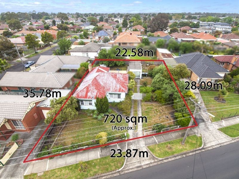 24 Hartington Street, Glenroy VIC 3046