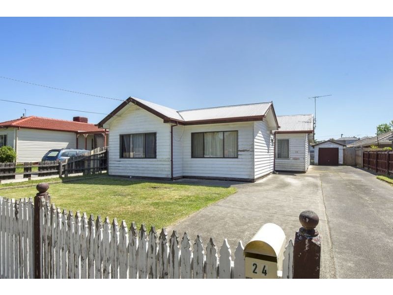 24 Hilton Street, Hadfield VIC 3046
