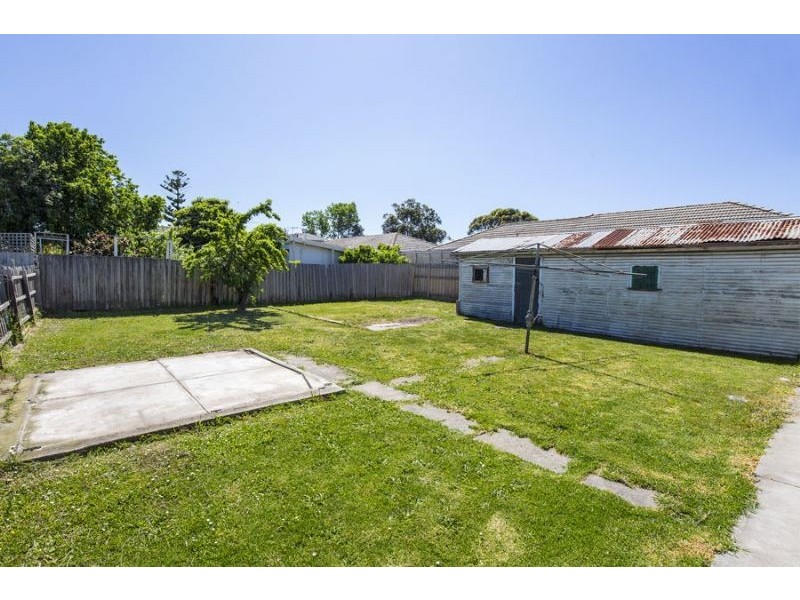 24 Hilton Street, Hadfield VIC 3046