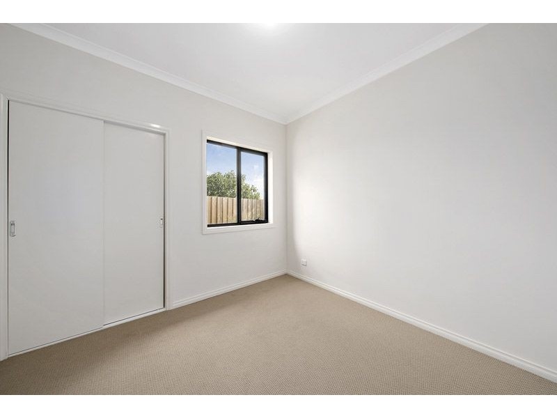 4/5 Sunset Boulevard, Jacana VIC 3047
