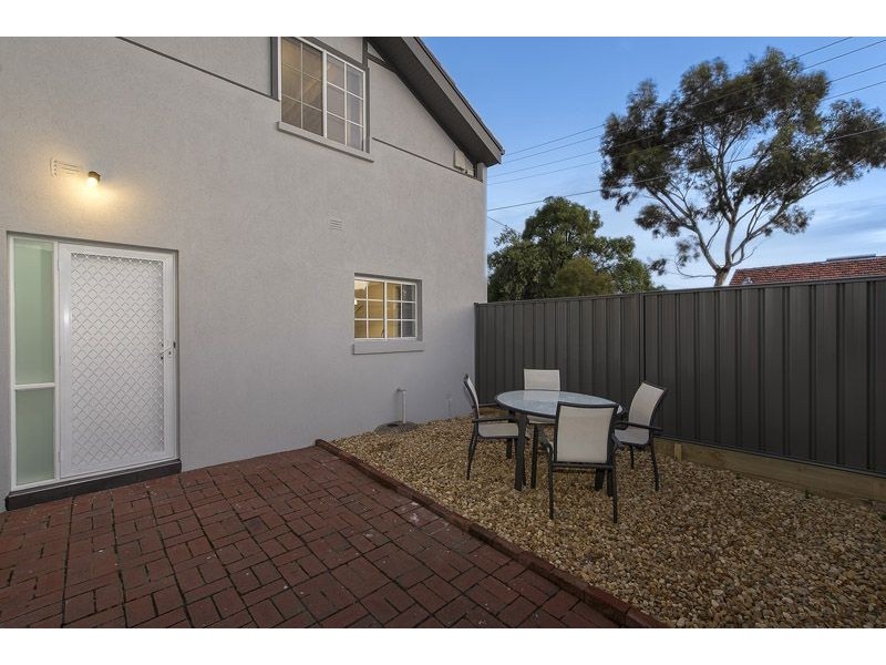 2A Harra Court, Oak Park VIC 3046