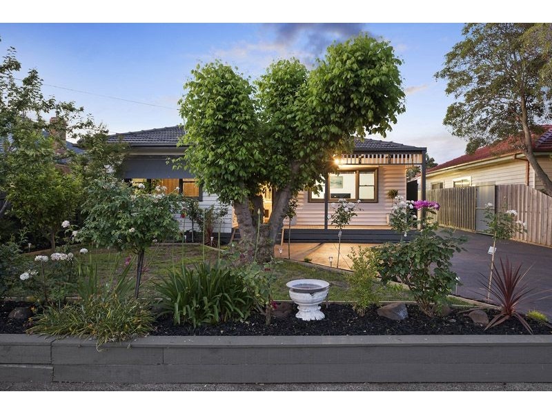 8 Dromana Street, Glenroy VIC 3046