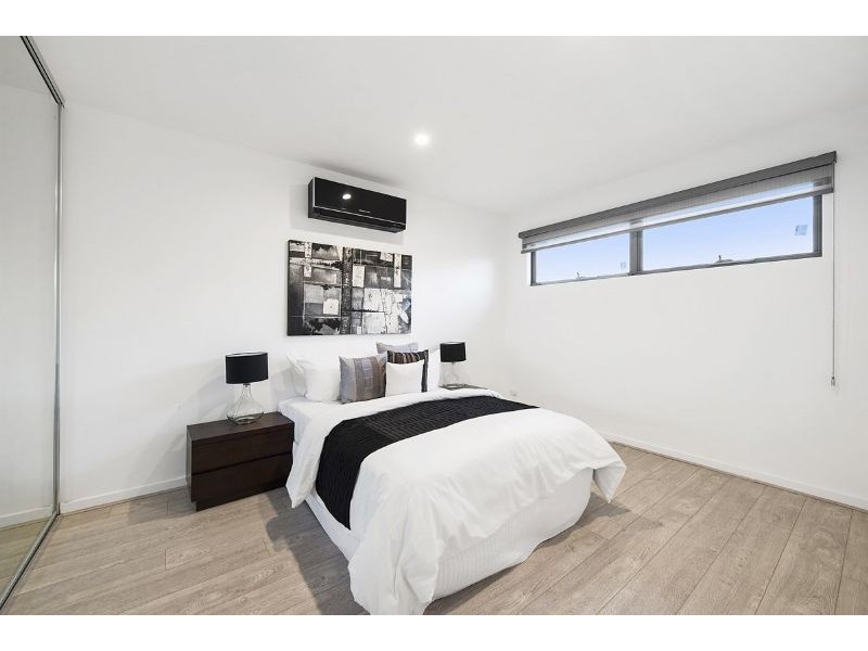 2B Lyons Street, Glenroy VIC 3046
