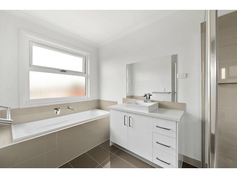 4/23 Pecham Street, Glenroy VIC 3046