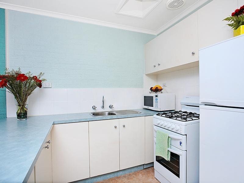 8/59-61 Rhodes Parade, Oak Park VIC 3046