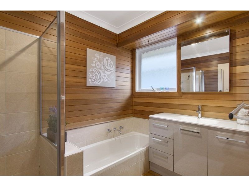 51 Vincent Street, Oak Park VIC 3046