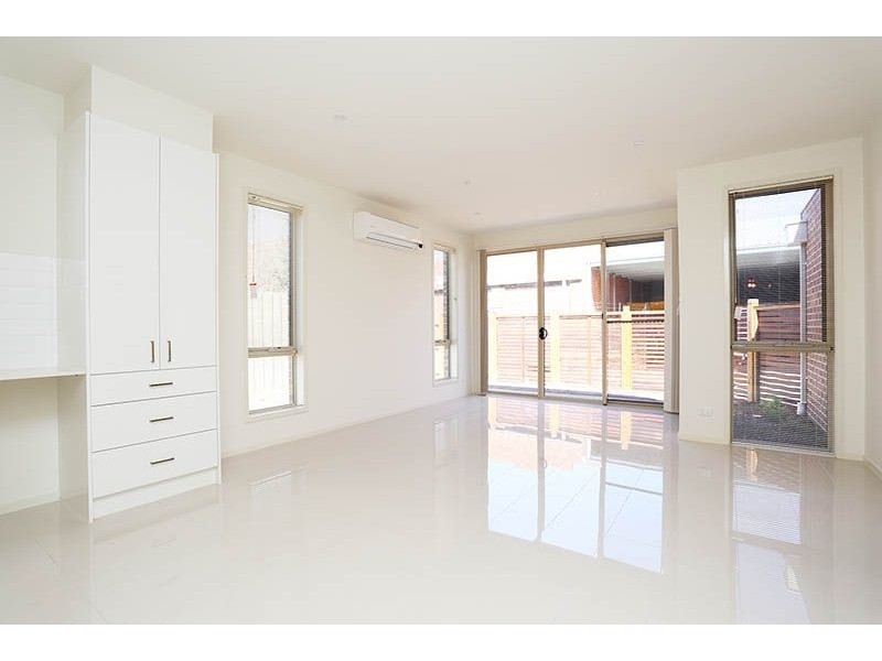 4/19 Geum Street, Hadfield VIC 3046