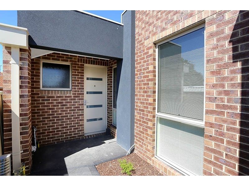 4/19 Geum Street, Hadfield VIC 3046