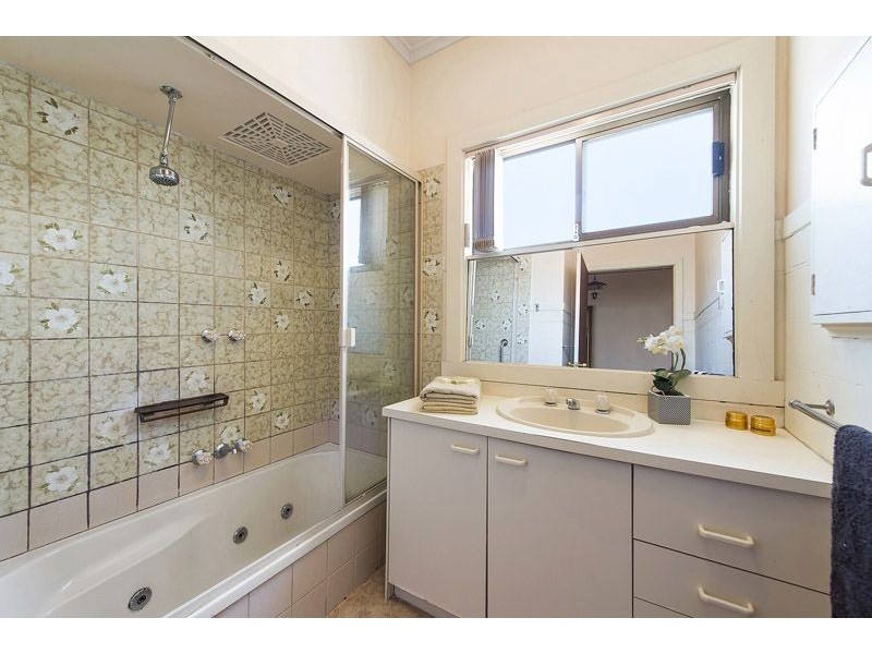 35 Salisbury Street, Glenroy VIC 3046