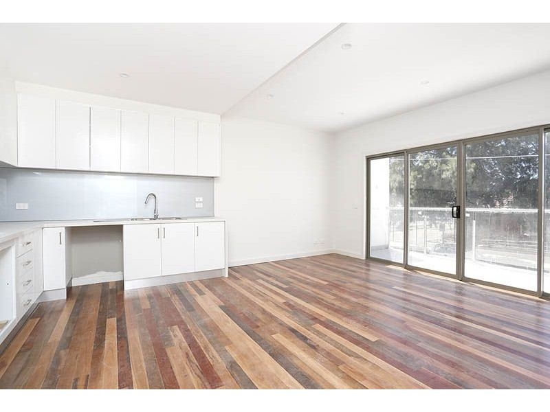 13b Cromwell Street, Glenroy VIC 3046