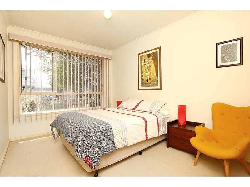 9 Muntz Avenue, Glenroy VIC 3046