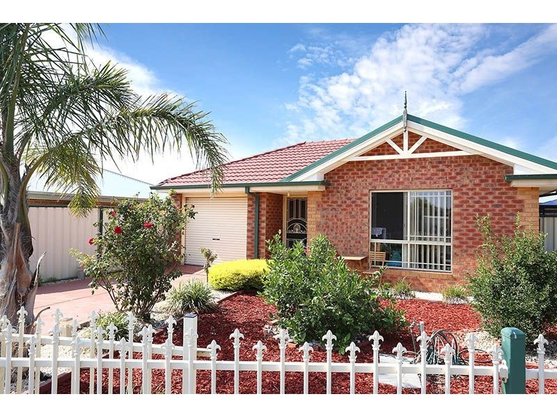 11 Darlington Court, Roxburgh Park VIC 3064