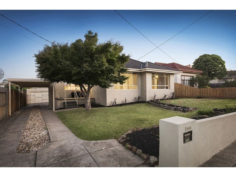 266 West Street, Glenroy VIC 3046