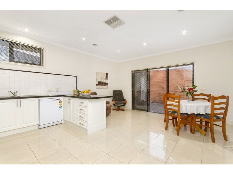 3/23 Gladstone Parade, Glenroy VIC 3046