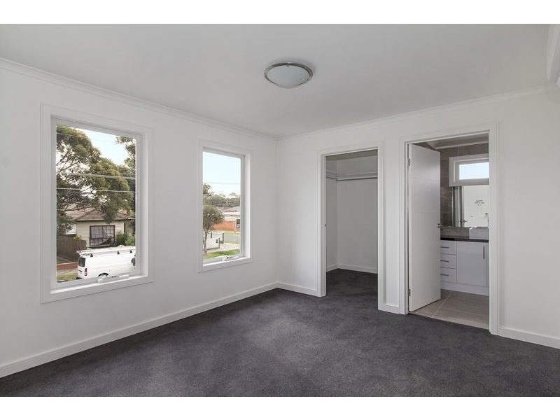 1/8 Ogden Street, Glenroy VIC 3046