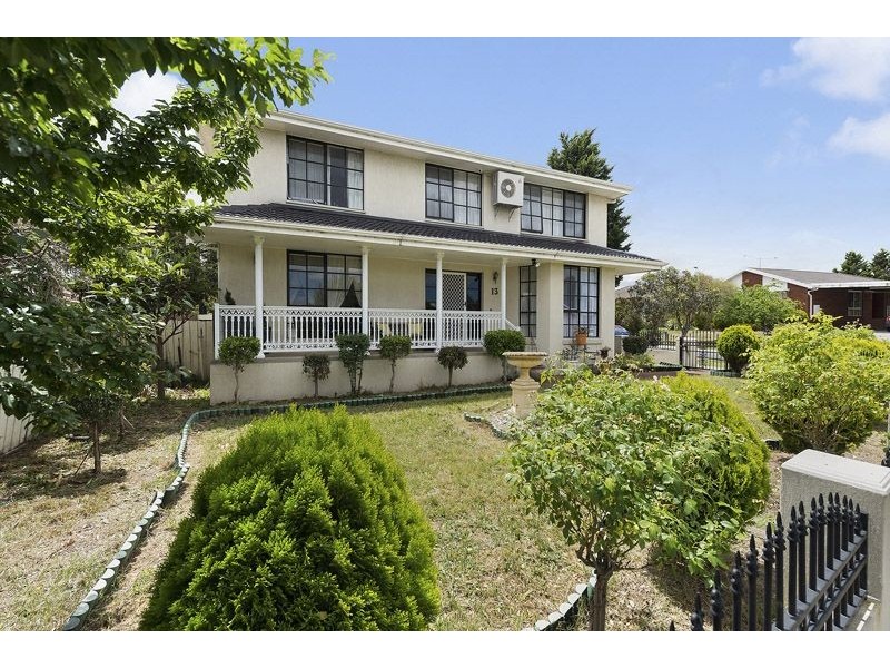 13 Gunbower Crescent, Meadow Heights VIC 3048
