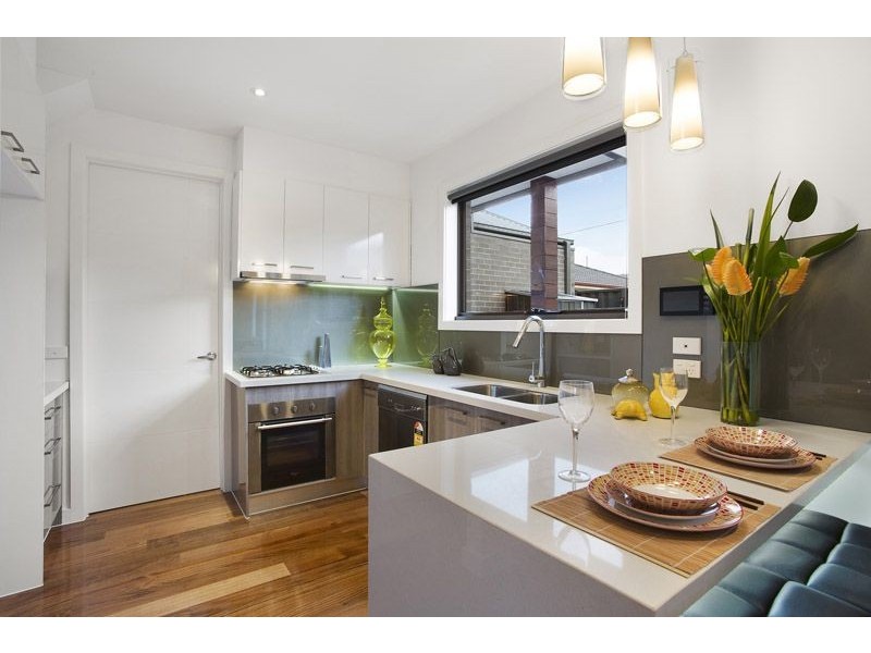 2/2 Langton Street, Glenroy VIC 3046