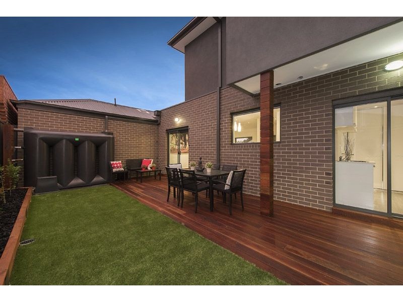 2/2 Langton Street, Glenroy VIC 3046