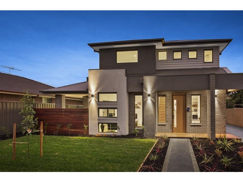 1/2 Langton Street, Glenroy VIC 3046