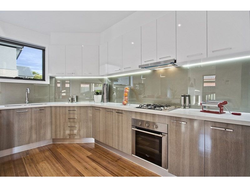 1/2 Langton Street, Glenroy VIC 3046