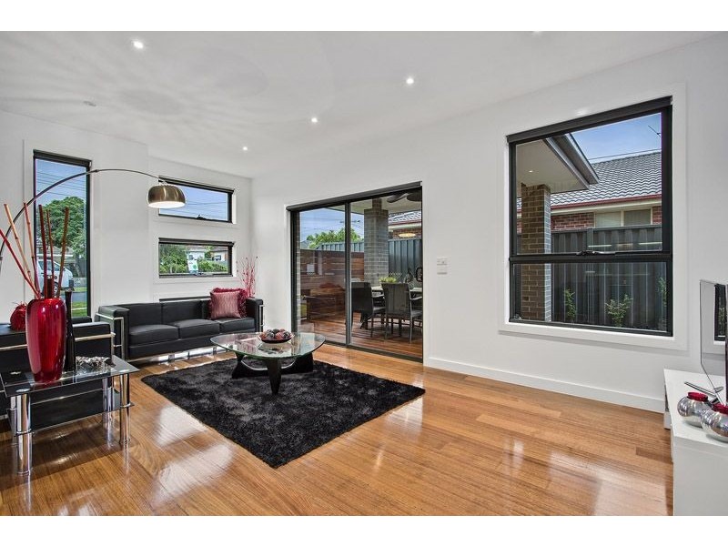 1/2 Langton Street, Glenroy VIC 3046