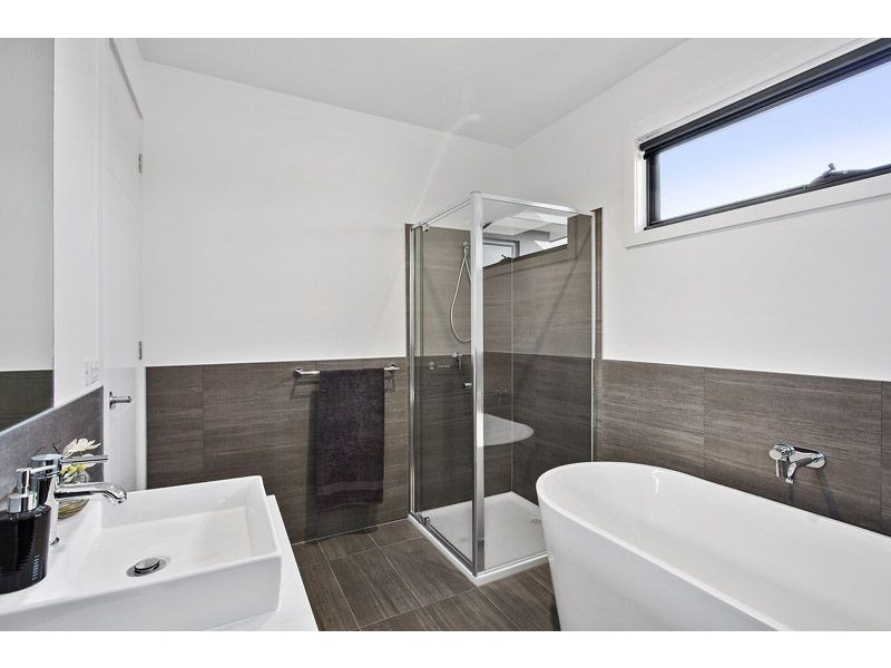 1/2 Langton Street, Glenroy VIC 3046