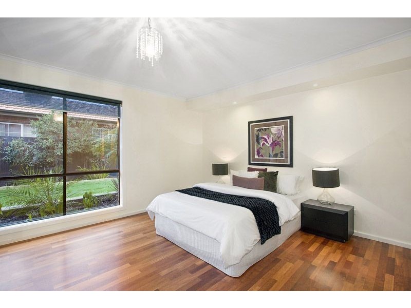 19 Freeman Drive, Glenroy VIC 3046