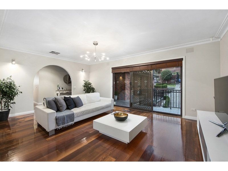 11 Cross Terrace, Glenroy VIC 3046