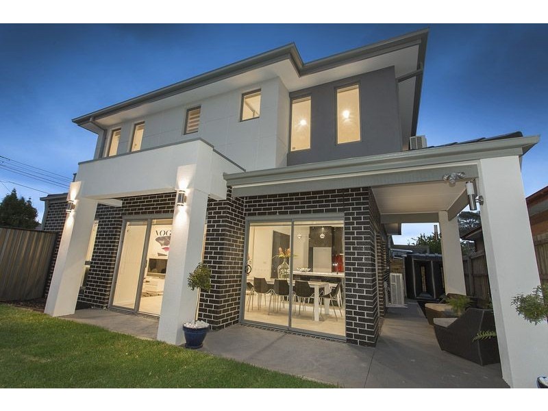 2C Lyons Street, Glenroy VIC 3046