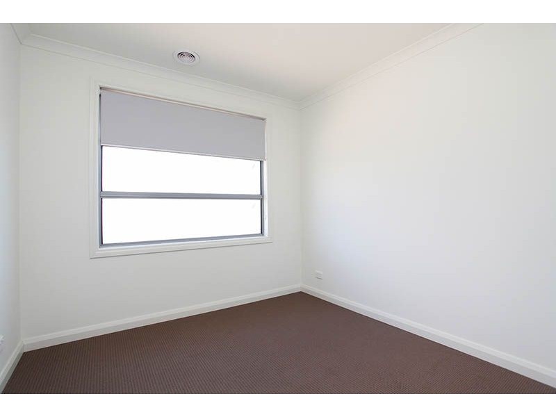 2/39-41 Valencia Street, Glenroy VIC 3046