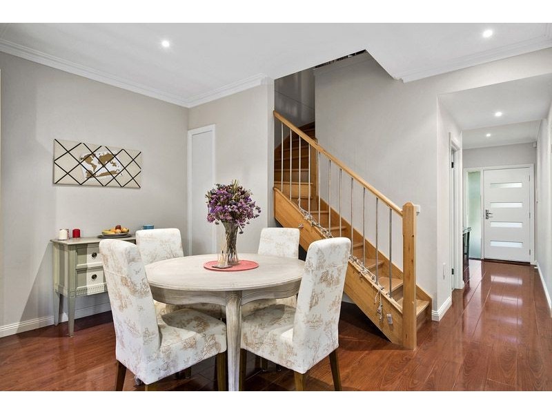 2C Francis Street, Oak Park VIC 3046