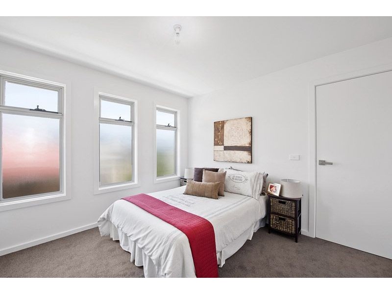 4/11 Rhodes Parade, Pascoe Vale VIC 3044