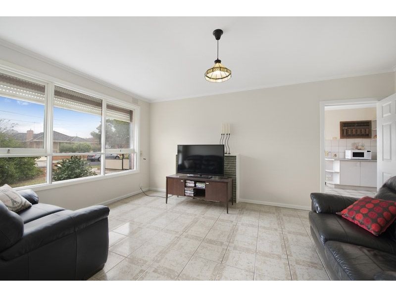 18 Richard Street, Hadfield VIC 3046