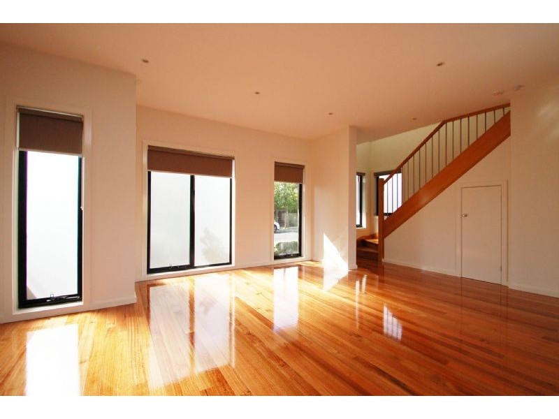 1B Everitt Street, Hadfield VIC 3046