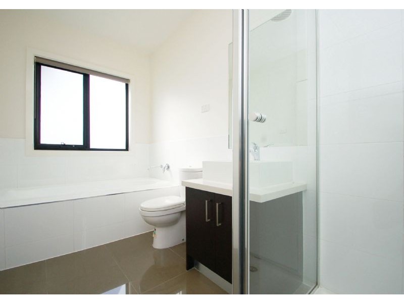 1B Everitt Street, Hadfield VIC 3046