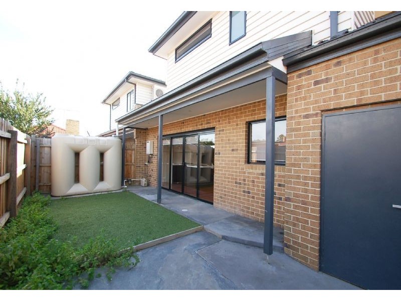 1B Everitt Street, Hadfield VIC 3046