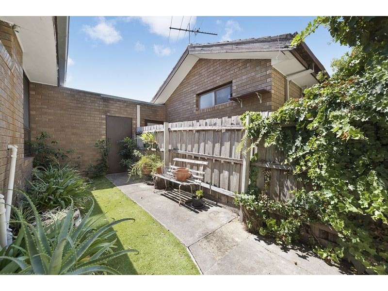 1/98 Plumpton Avenue, Glenroy VIC 3046