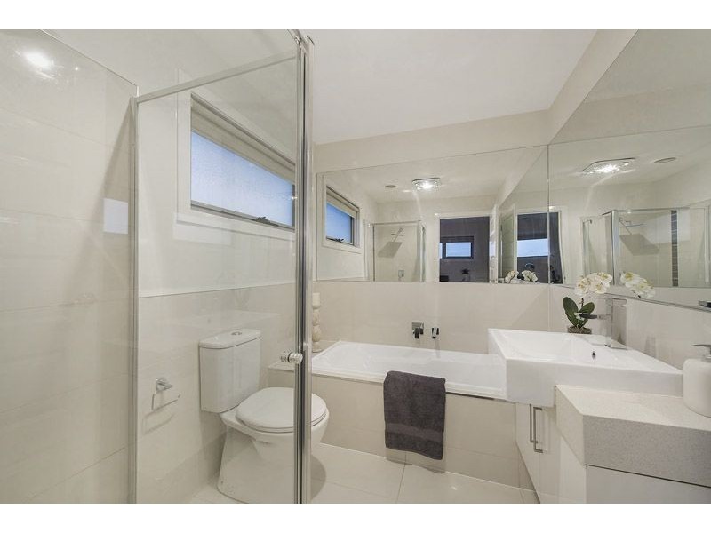 1/30 Langton Street, Glenroy VIC 3046