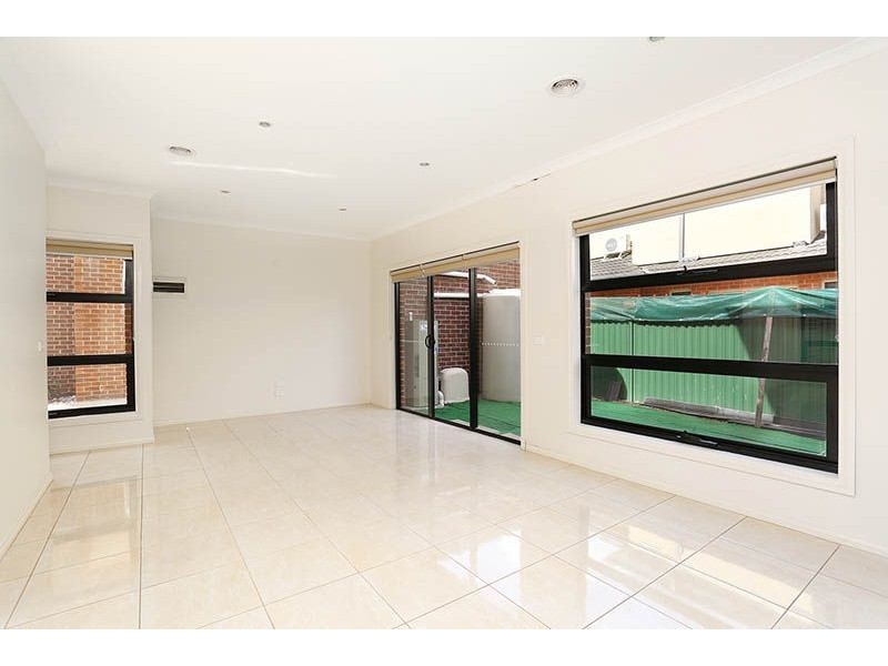 2/51 Hilda Street, Glenroy VIC 3046