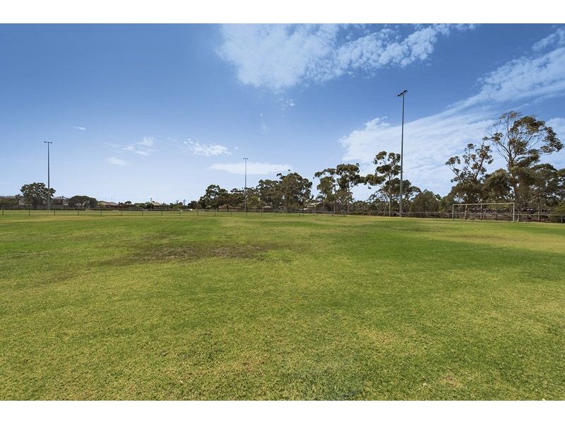 1/1 Middle Street, Hadfield VIC 3046