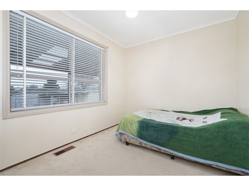 22 Pyalong Crescent, Dallas VIC 3047