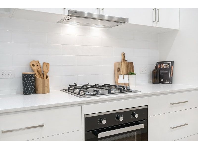 2/74 Belair Avenue, Glenroy VIC 3046