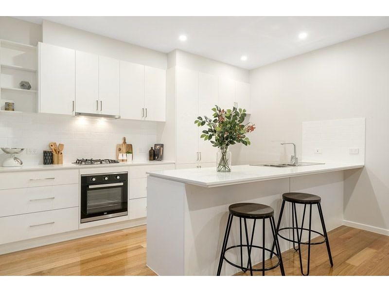 2/74 Belair Avenue, Glenroy VIC 3046